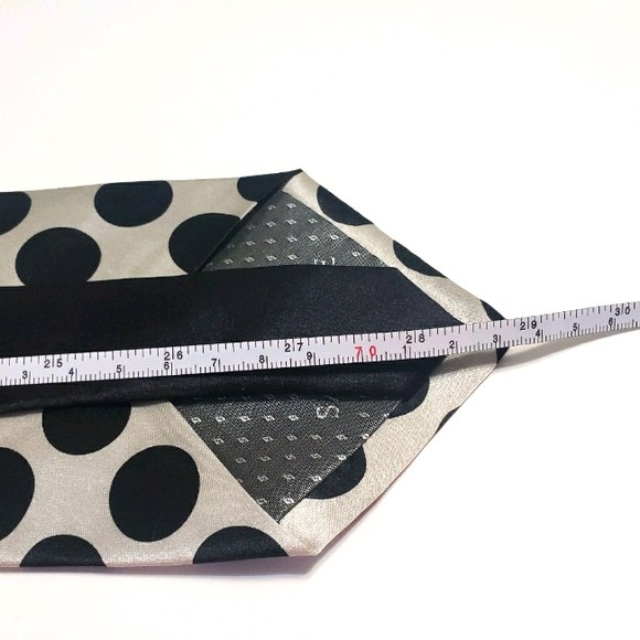 Grey and black polka dot printed silk neck tie - Picture 6 of 6